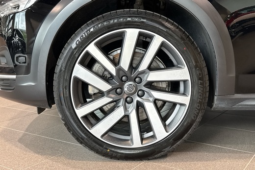 Volvo V90 Cross Country vaihtoauto