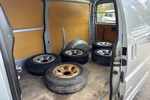 Toyota Hiace vaihtoauto