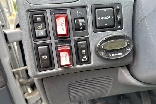 Toyota Hiace vaihtoauto