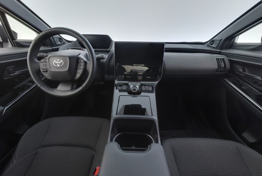 Toyota bZ4X vaihtoauto