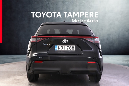 Toyota bZ4X vaihtoauto
