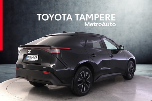 Toyota bZ4X vaihtoauto