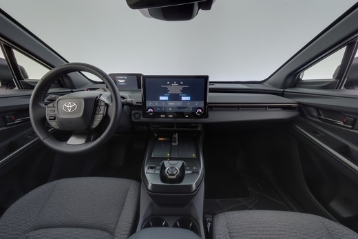 Toyota bZ4X vaihtoauto