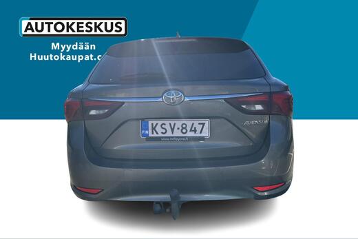 Toyota Avensis vaihtoauto