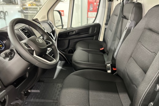 Toyota Proace MAX vaihtoauto