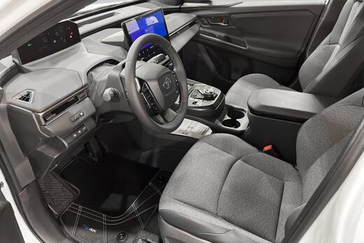 Toyota bZ4X vaihtoauto