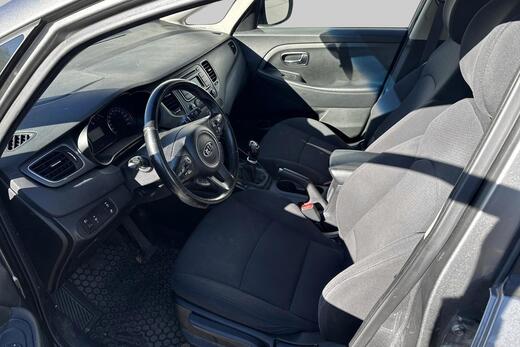 Kia Carens vaihtoauto
