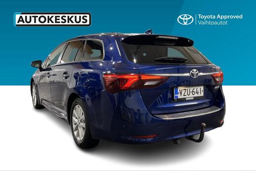 Toyota Avensis vaihtoauto