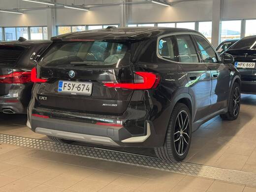BMW iX1 vaihtoauto