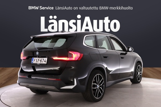 BMW iX1 vaihtoauto
