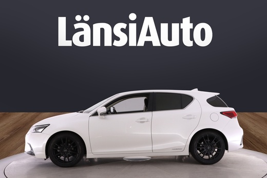 Lexus CT vaihtoauto