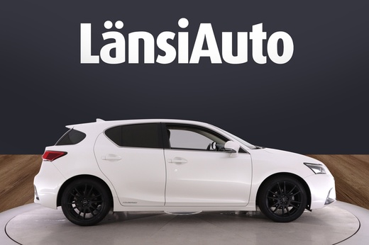 Lexus CT vaihtoauto