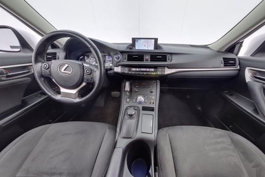 Lexus CT vaihtoauto