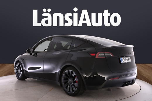 Tesla Model Y vaihtoauto