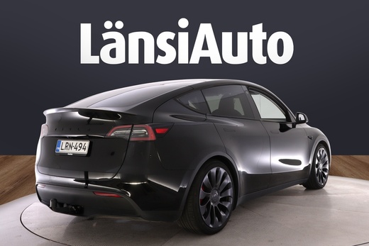 Tesla Model Y vaihtoauto
