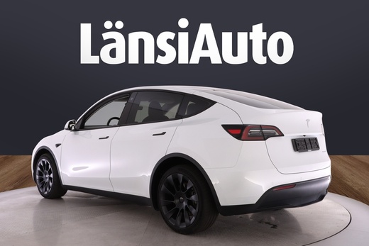 Tesla Model Y vaihtoauto