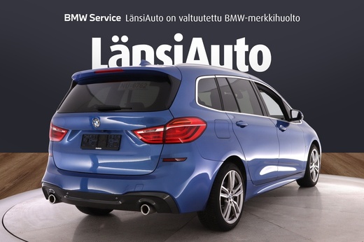 BMW 220 vaihtoauto