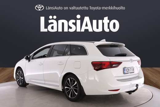 Toyota Avensis vaihtoauto