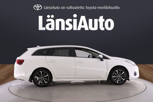 Toyota Avensis vaihtoauto