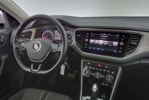 Volkswagen T-Roc vaihtoauto
