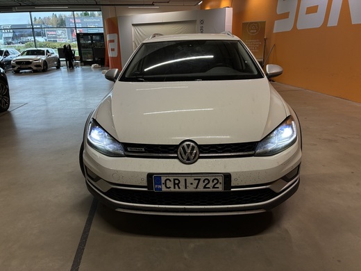 Volkswagen Golf vaihtoauto