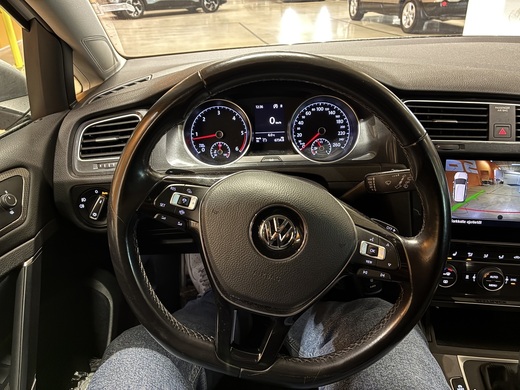 Volkswagen Golf vaihtoauto