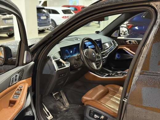 BMW X5 vaihtoauto