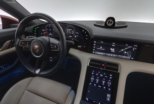 Porsche Taycan vaihtoauto