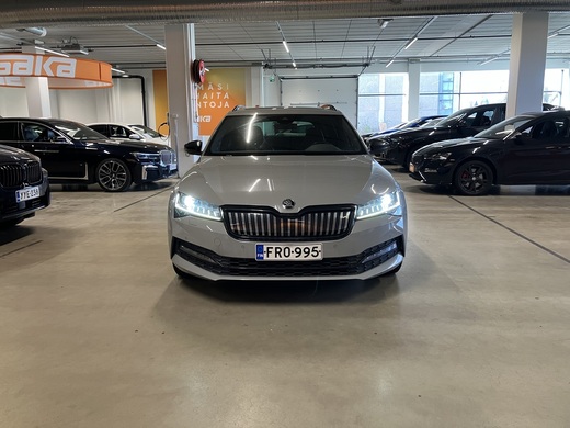 Skoda Superb vaihtoauto