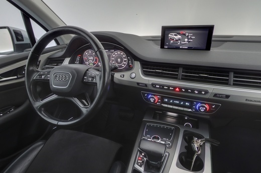 Audi Q7 vaihtoauto