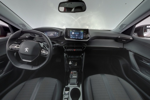 Peugeot e-2008 vaihtoauto