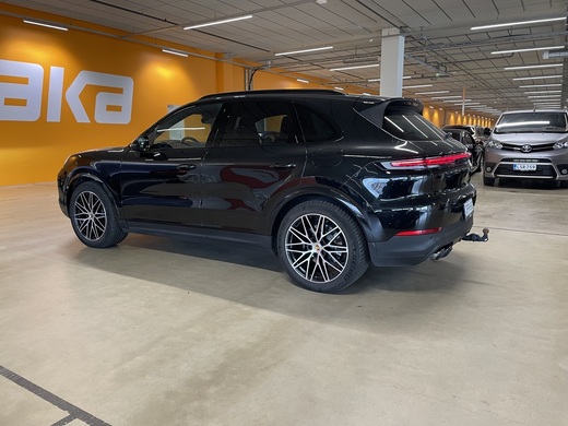 Porsche Cayenne vaihtoauto