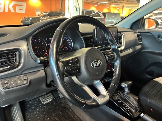 Kia Stonic vaihtoauto