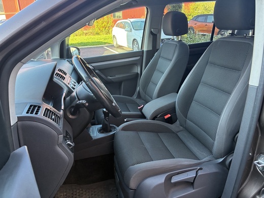 Volkswagen Touran vaihtoauto