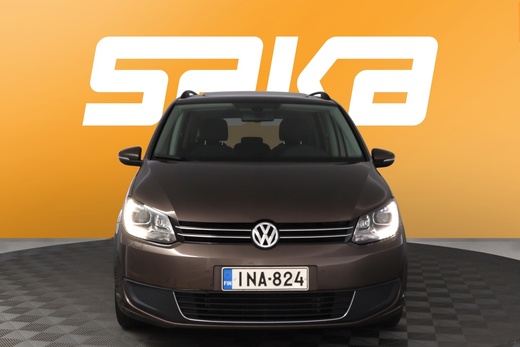 Volkswagen Touran vaihtoauto