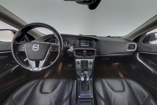 Volvo V40 Cross Country vaihtoauto
