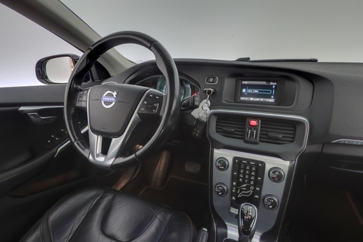 Volvo V40 Cross Country vaihtoauto