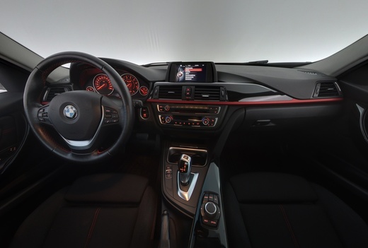 BMW 320 vaihtoauto