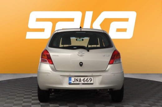 Toyota Yaris vaihtoauto