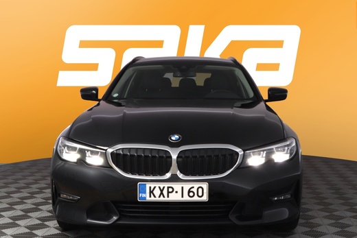 BMW 330 vaihtoauto