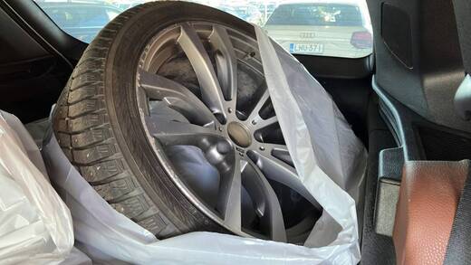 BMW X5 vaihtoauto