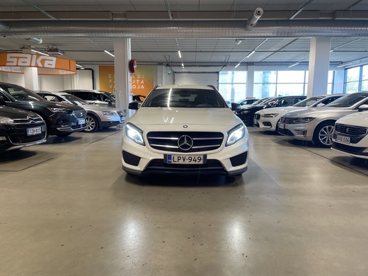 Mercedes-Benz GLA vaihtoauto