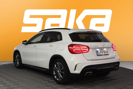 Mercedes-Benz GLA vaihtoauto