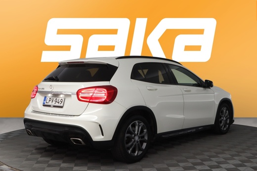 Mercedes-Benz GLA vaihtoauto