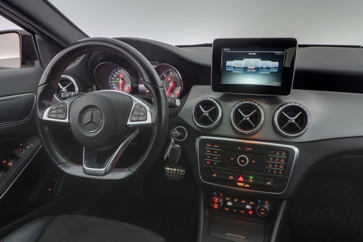 Mercedes-Benz GLA vaihtoauto