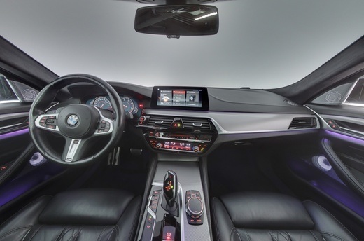 BMW M550d vaihtoauto