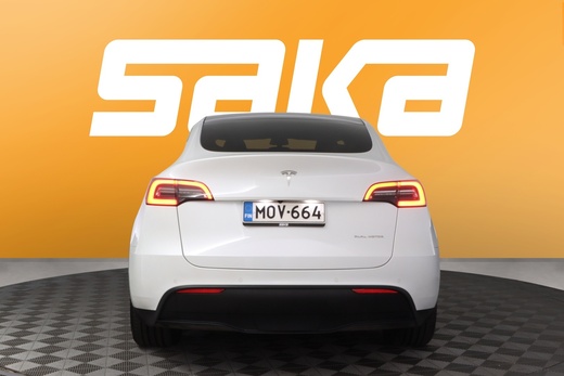 Tesla Model Y vaihtoauto