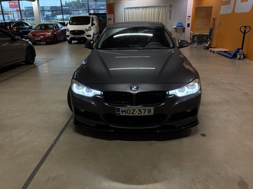 BMW 318 vaihtoauto