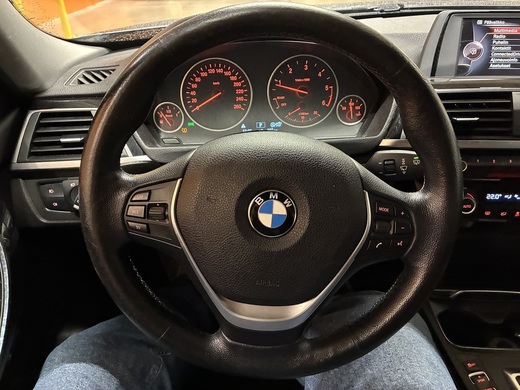 BMW 318 vaihtoauto