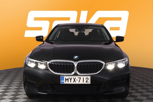 BMW 320 vaihtoauto